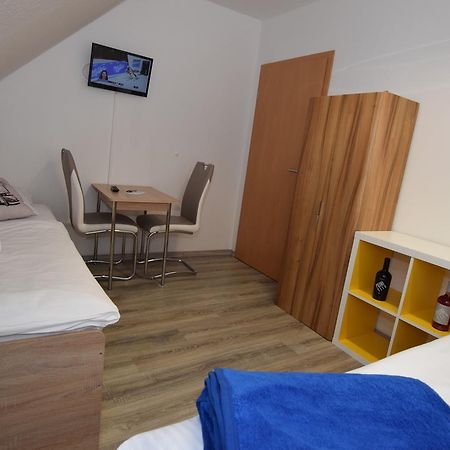 Monteurzimmer Kirchheim-Teck Kirchheim unter Teck Dış mekan fotoğraf