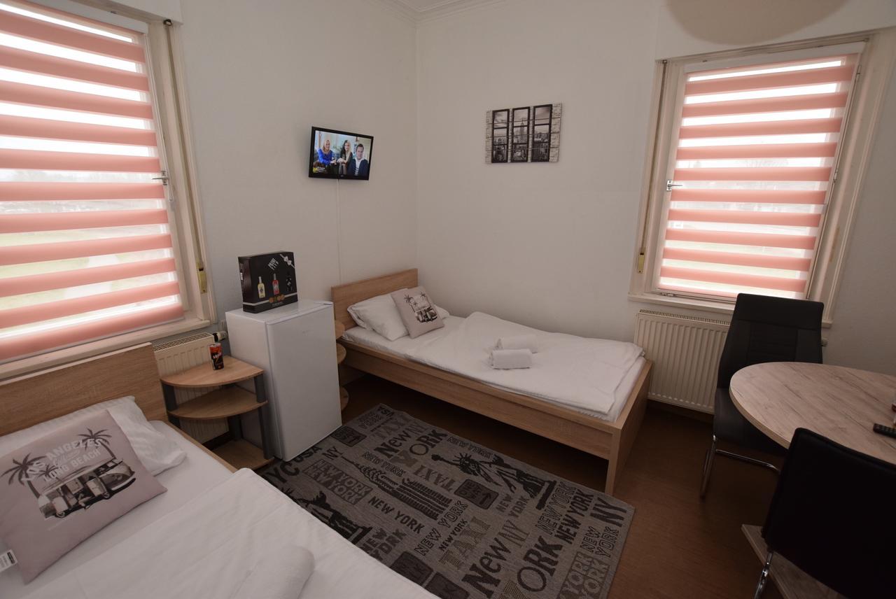 Monteurzimmer Kirchheim-Teck Kirchheim unter Teck Dış mekan fotoğraf