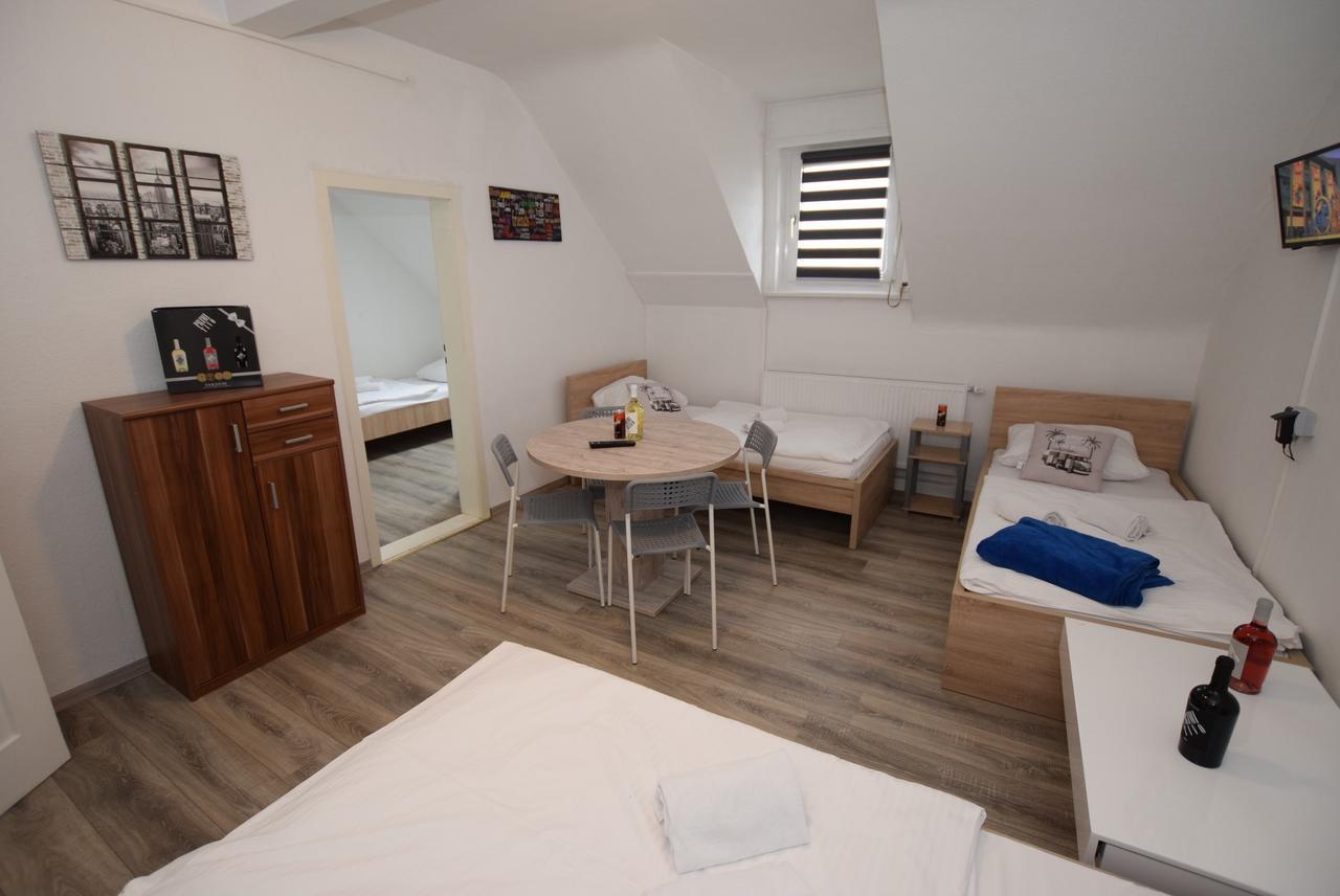 Monteurzimmer Kirchheim-Teck Kirchheim unter Teck Dış mekan fotoğraf